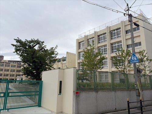 大阪市立高松小学校　　480ｍ