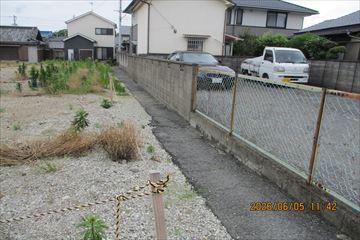 西側通路