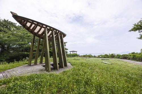 西公園（280ｍ）