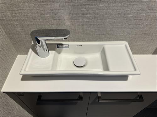トイレ手洗い
