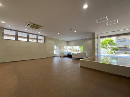 共用エントランス