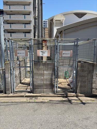 ゴミ置き場