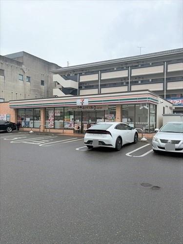 セブンイレブン春日原駅東店（420ｍ）