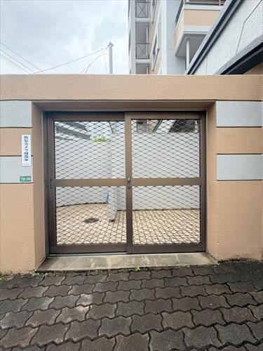 ゴミ置き場