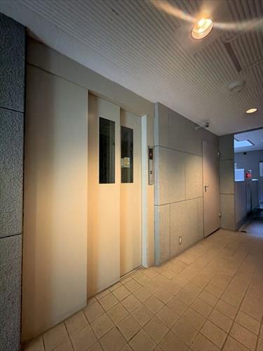 共用エレベーター
