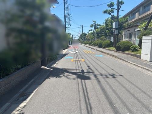 現地前面道路写真（2025年7月撮影）