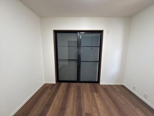 洋室　5.2帖　北東側