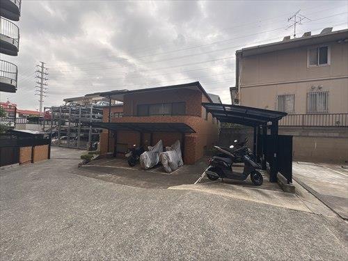バイク置き場