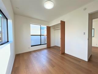 洋室（約6.0帖）南東側