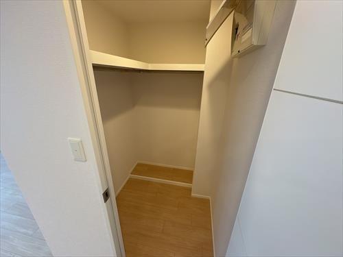 リビング横収納