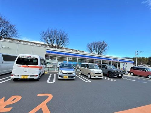 ローソン綾瀬上土棚中七丁目店