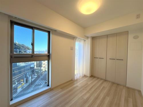 洋室（約5.0帖）南東側