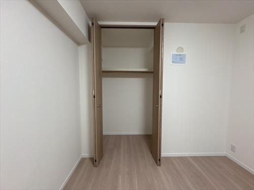 洋室　6.0帖　クローゼット