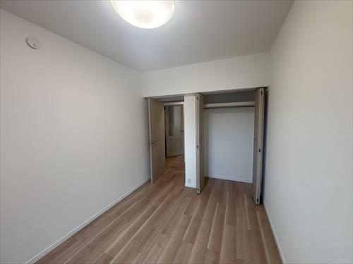 洋室（約5.4帖）