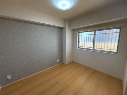 洋室（約5.5帖）