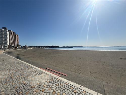 片瀬東浜海水浴場まで280ｍ