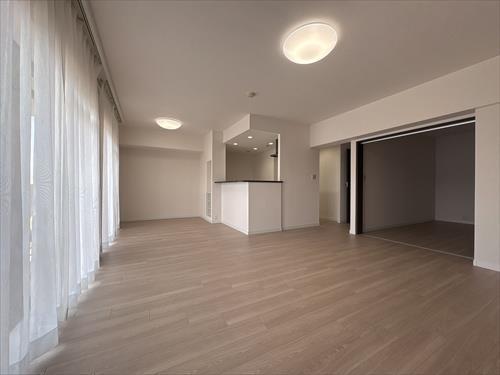 リビングダイニング