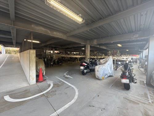 駐輪場