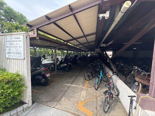 バイク置き場