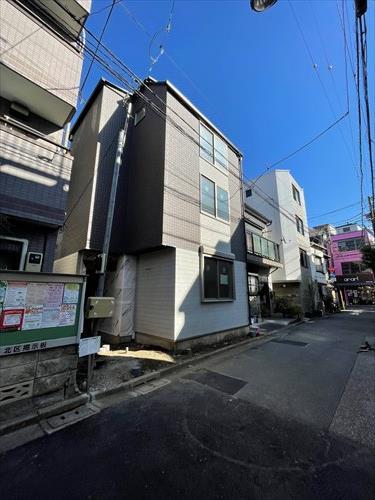 外観(2025年11月撮影)