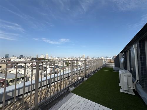 ルーフバルコニー