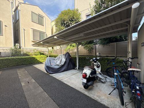 バイク置き場