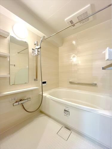 浴室(浴室乾燥機付き)