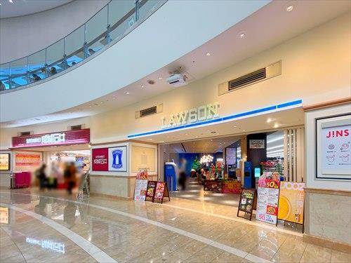 ローソンゲートシティ大崎店まで490m