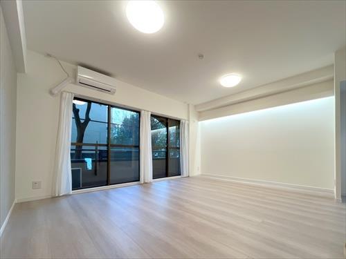 リビングダイニング