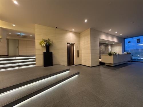 エントランスホール