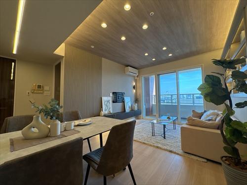 リビングダイニング