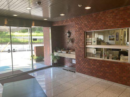 マンションロビー