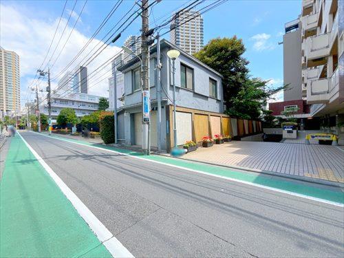 前面道路(2026年5月撮影)