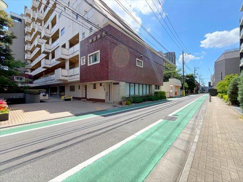 前面道路(2026年5月撮影)