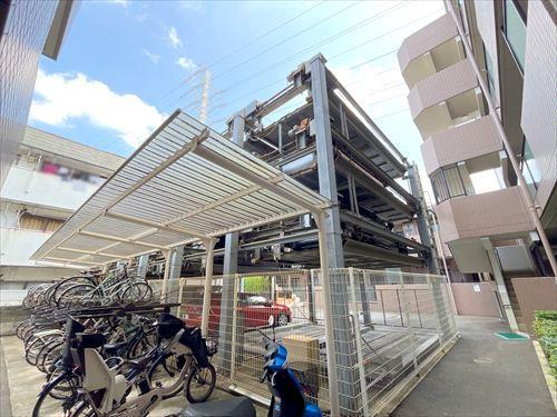 駐輪場・駐車場
