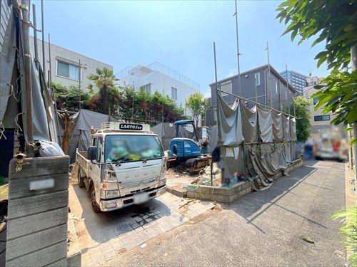 前面道路(2026年7月撮影)