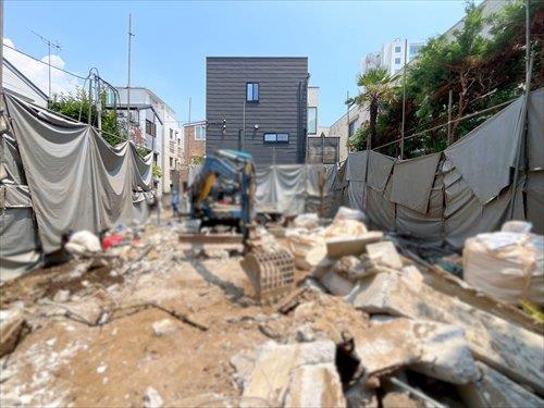 現地(2026年7月撮影対象地中央側)
