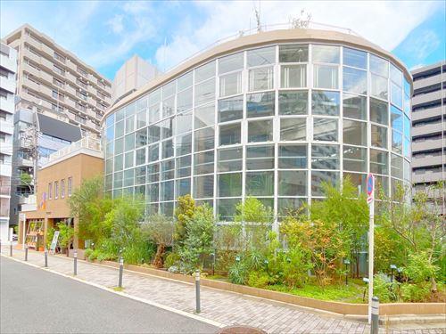 渋谷区ふれあい植物センターまで850m