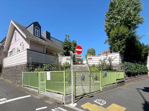 専修幼稚園まで360m