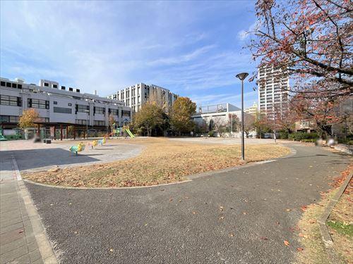 豊島区立上池袋東公園 450ｍ