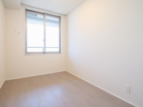 洋室（約4.8帖）