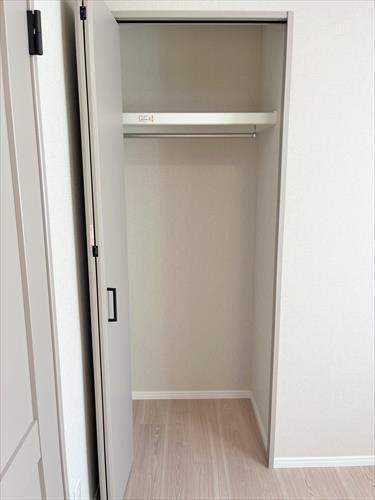 クローゼット（洋室約4.9帖）