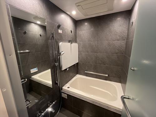 浴室（2025年12月撮影）