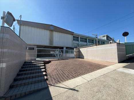 名古屋市立猪子石中学校：徒歩21分