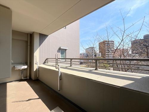 南側バルコニー-1