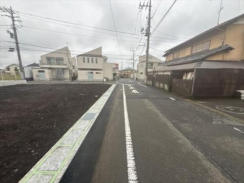 前面道路（南側）