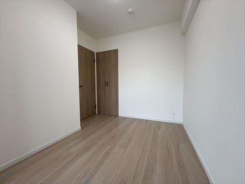 洋室(約5帖)東側