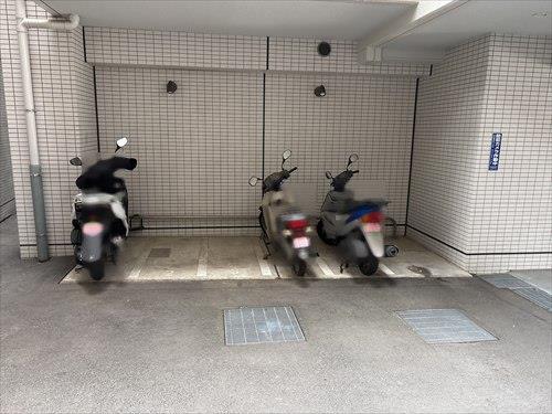 バイク置き場