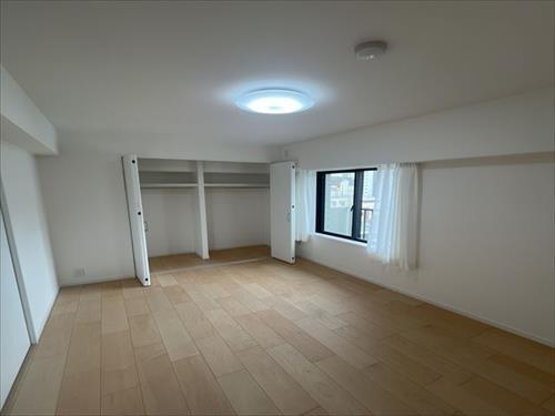 洋室（約5.8帖）