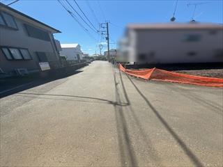東側道路